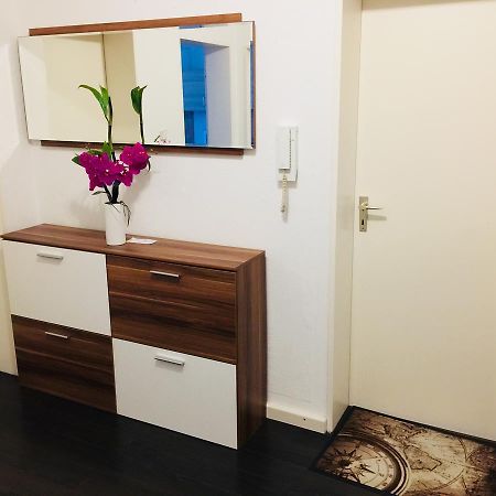 ברנאו אם כימסי Ferienwohnung Dhillon מראה חיצוני תמונה