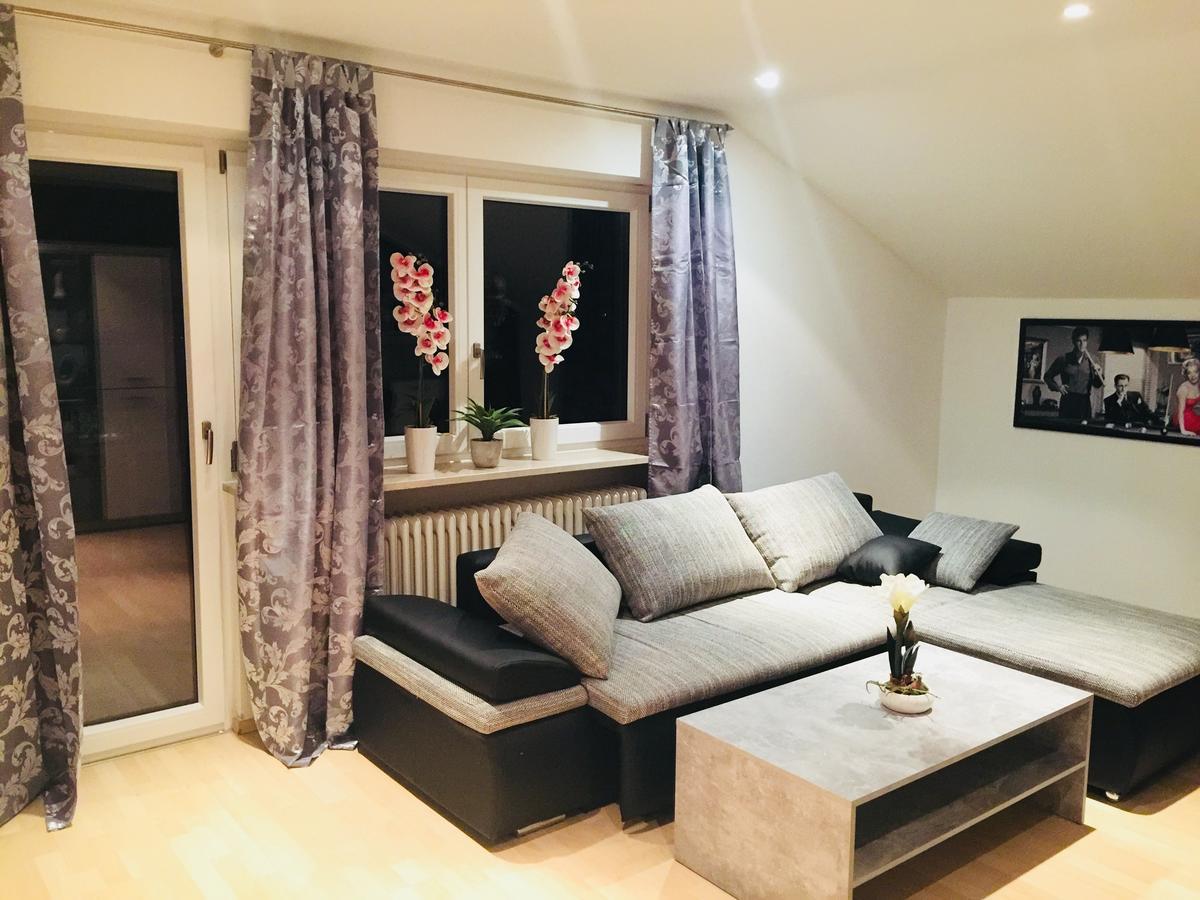 ברנאו אם כימסי Ferienwohnung Dhillon מראה חיצוני תמונה