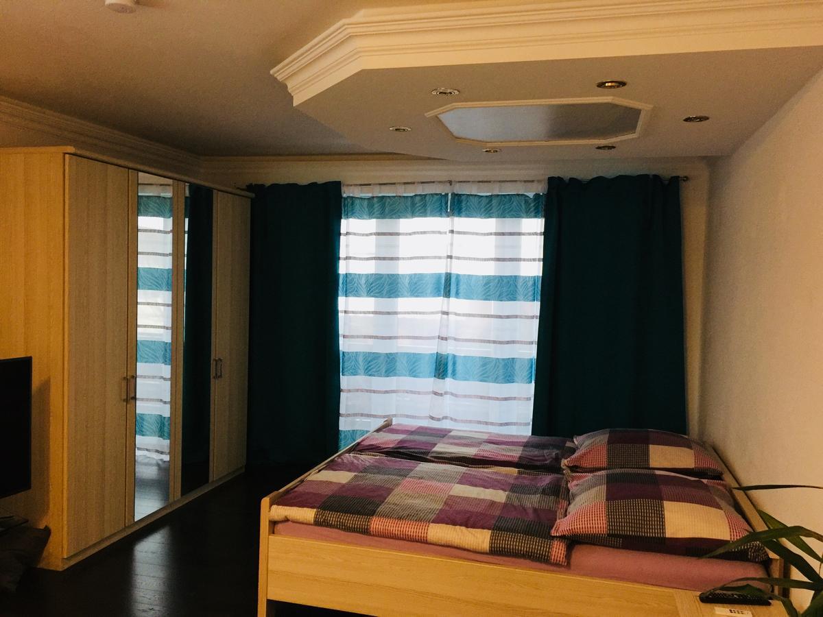 ברנאו אם כימסי Ferienwohnung Dhillon מראה חיצוני תמונה