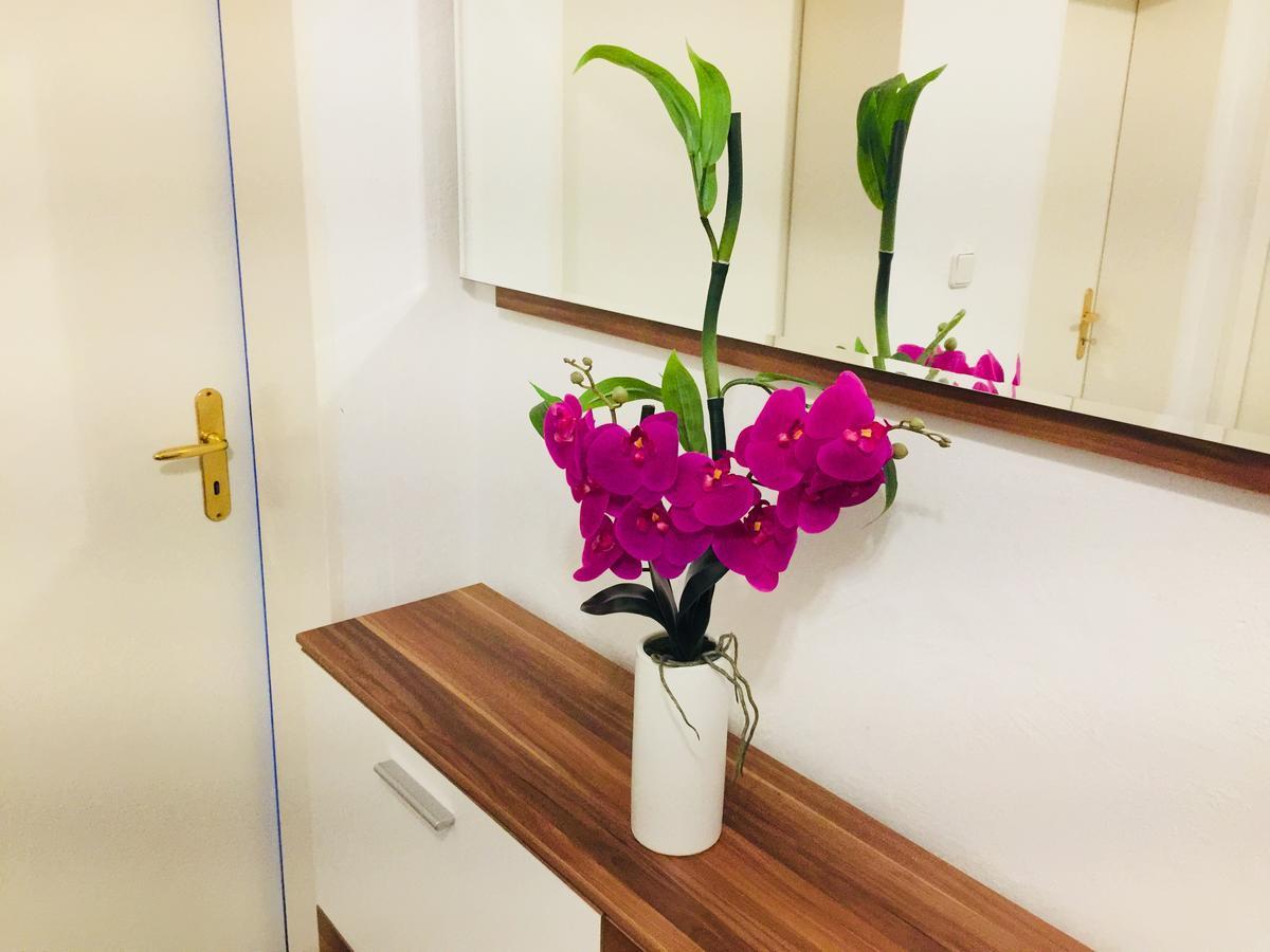 ברנאו אם כימסי Ferienwohnung Dhillon מראה חיצוני תמונה