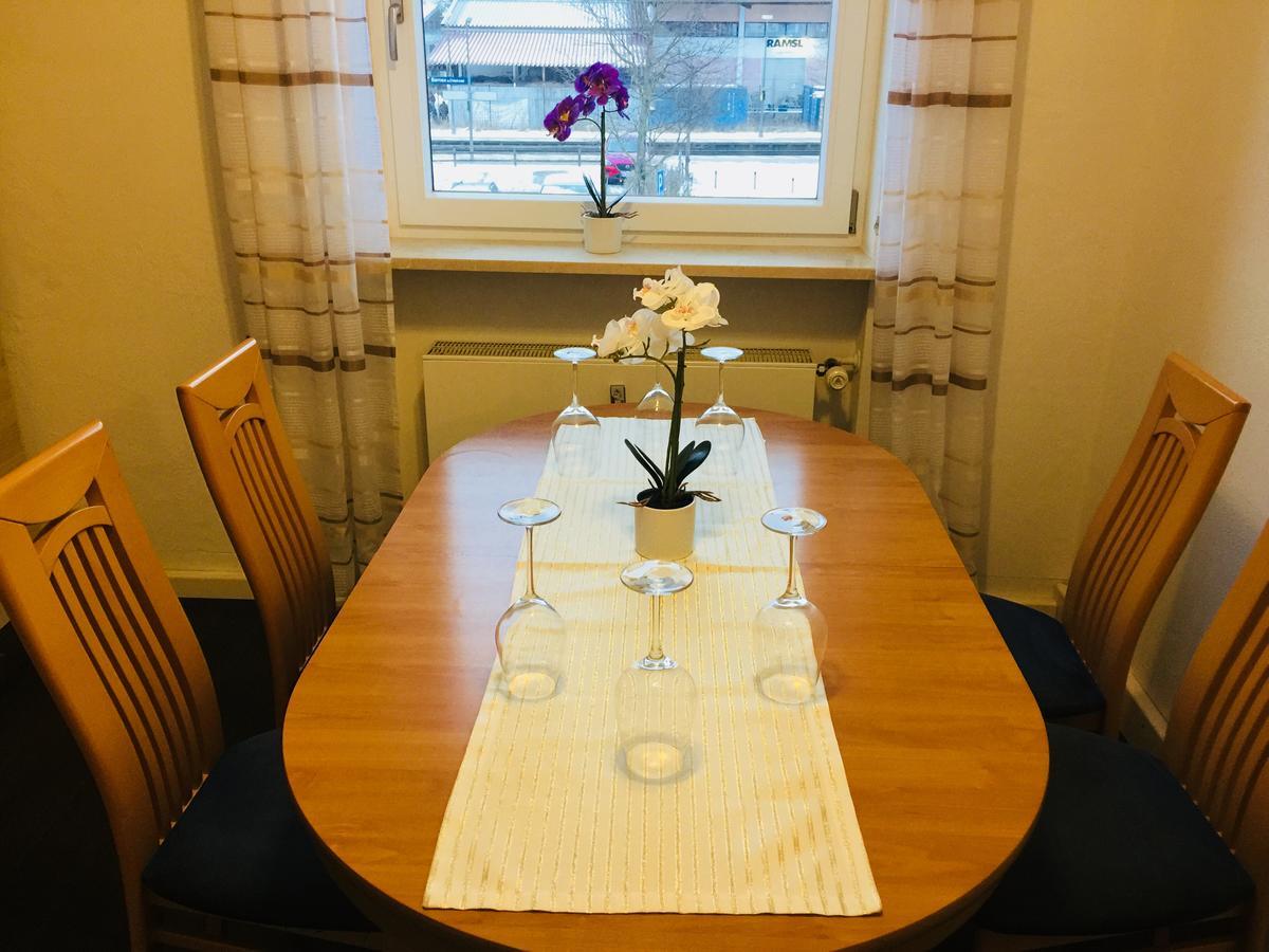 ברנאו אם כימסי Ferienwohnung Dhillon מראה חיצוני תמונה